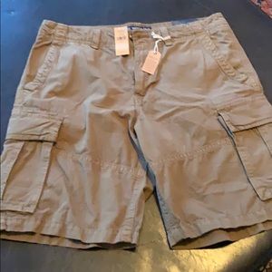 Men’s cargo shorts size 34-classic fit